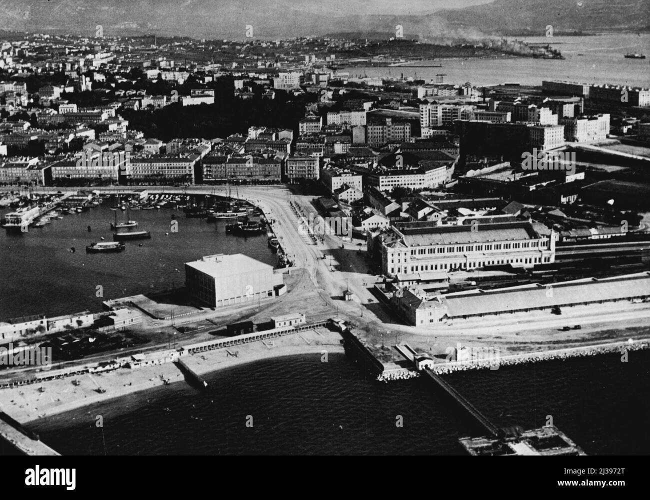 Trieste - ***** De Campomarzio, principal ***** De Trieste. 23 juin 1952.  (Photo par Camera Press Photo Stock - Alamy