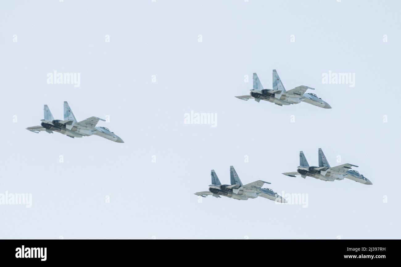 30 août 2019, Zhukovsky, Russie. Sukhoi su-35 combattants russes multirôles dans le ciel. Banque D'Images