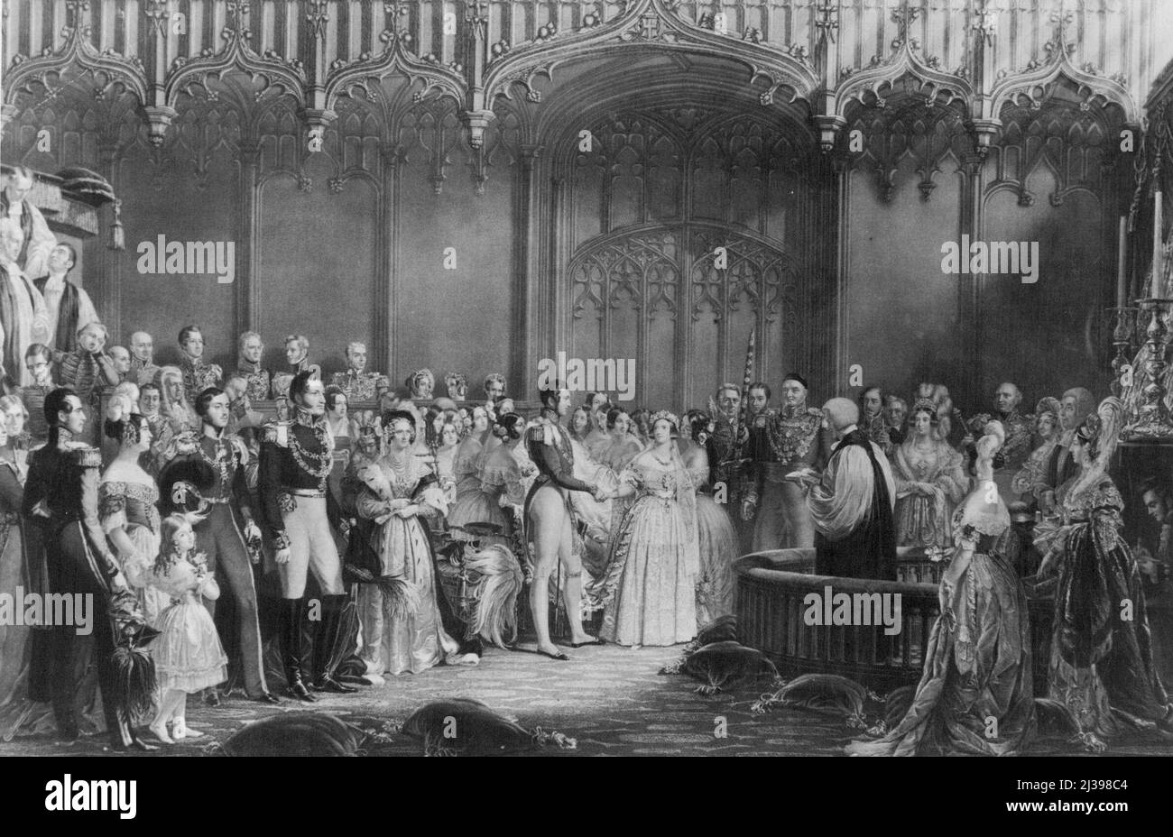 Une gravure de la scène au mariage de Victoria et Albert en 1840. Mariage royal - le 20th. Novembre 1947, S.A.R. la princesse Elizabeth, héritière présumée du trône de Grande-Bretagne, épousera le lieutenant Philip Mountbatten, R.N., descendant de la lignée masculine de la maison royale du Danemark. Le lieutenant Philip, maintenant sujet britannique, est le fils du prince Andrew de Grèce et de la princesse Alice de Battenberg. Il a été instruit en Grande-Bretagne et a servi tout au long de la guerre avec la marine royale. Le mariage royal rappelle celui de la reine Victoria avec Prince Albert en 1840, maintenant plus de 100 ans plus tard est célébré le Banque D'Images