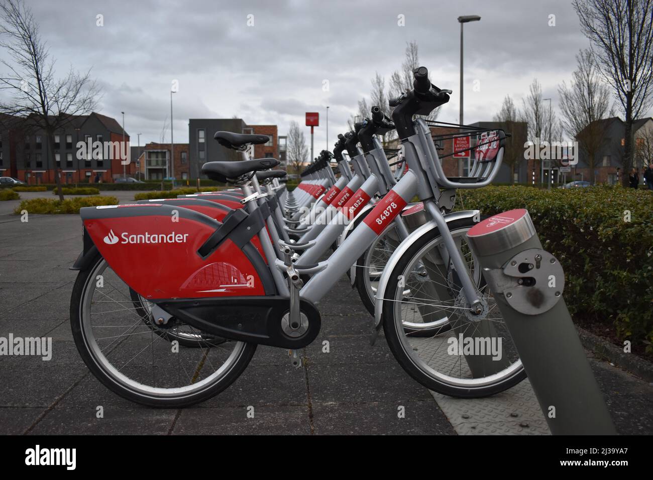 Santander vélos à louer à Broughton à Milton Keynes. Banque D'Images