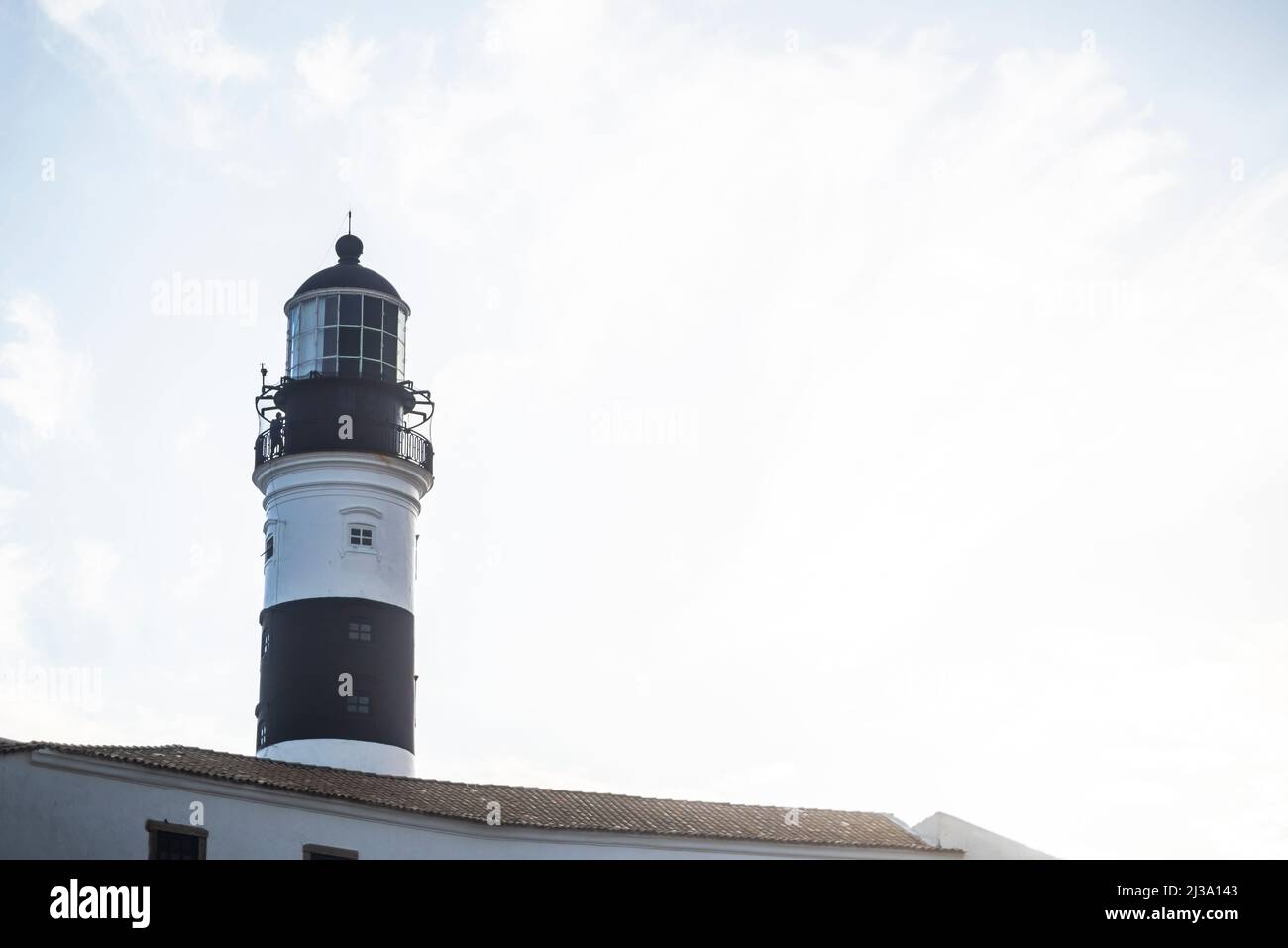 Vue basse d'une partie d'un fort de protection maritime. Salvador, État de Bahia, Brésil. Banque D'Images