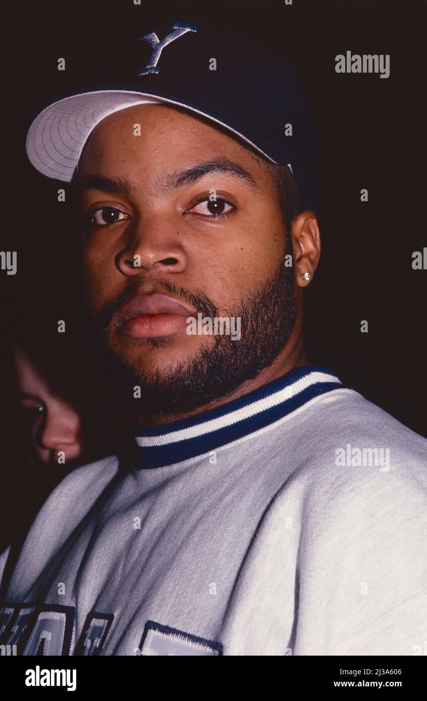 ICE Cube à New York en 1992. Crédit photo : Henry McGee/MediaPunch Photo  Stock - Alamy