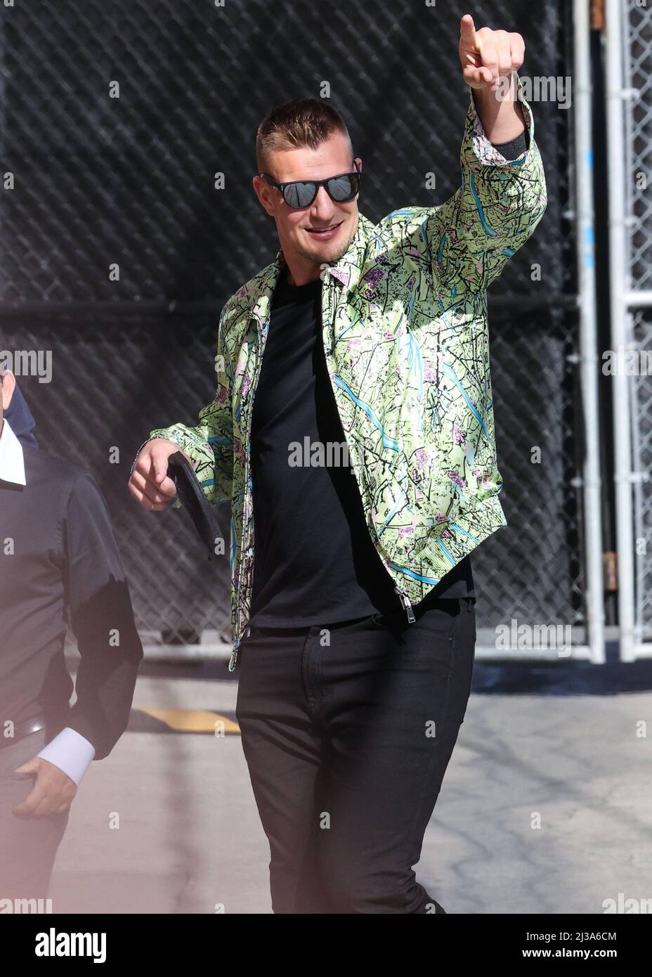 HOLLYWOOD, LOS ANGELES, CALIFORNIE, États-Unis - AVRIL 06 : Rob Gronkowski a vu arriver au stade « Jimmy Kimmel Live! » D'ABC. Le 6 avril 2022 à Hollywood, Los Angeles, Californie, États-Unis. (Photo de Xavier Collin/image Press Agency) Banque D'Images