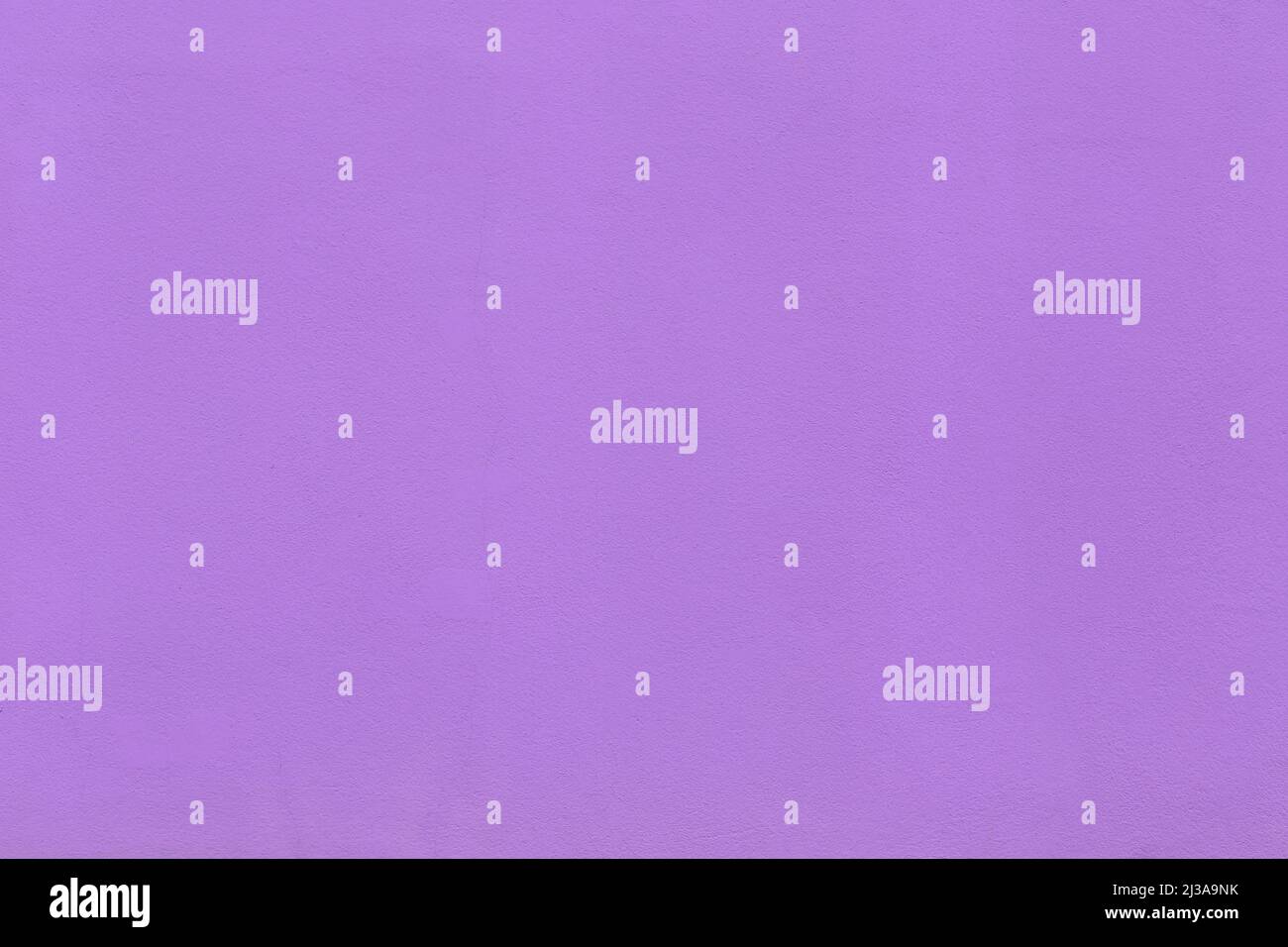 Surface de texture de mur de ciment violet lisse fond pour la conception dans votre concept de travail toile de fond. Banque D'Images