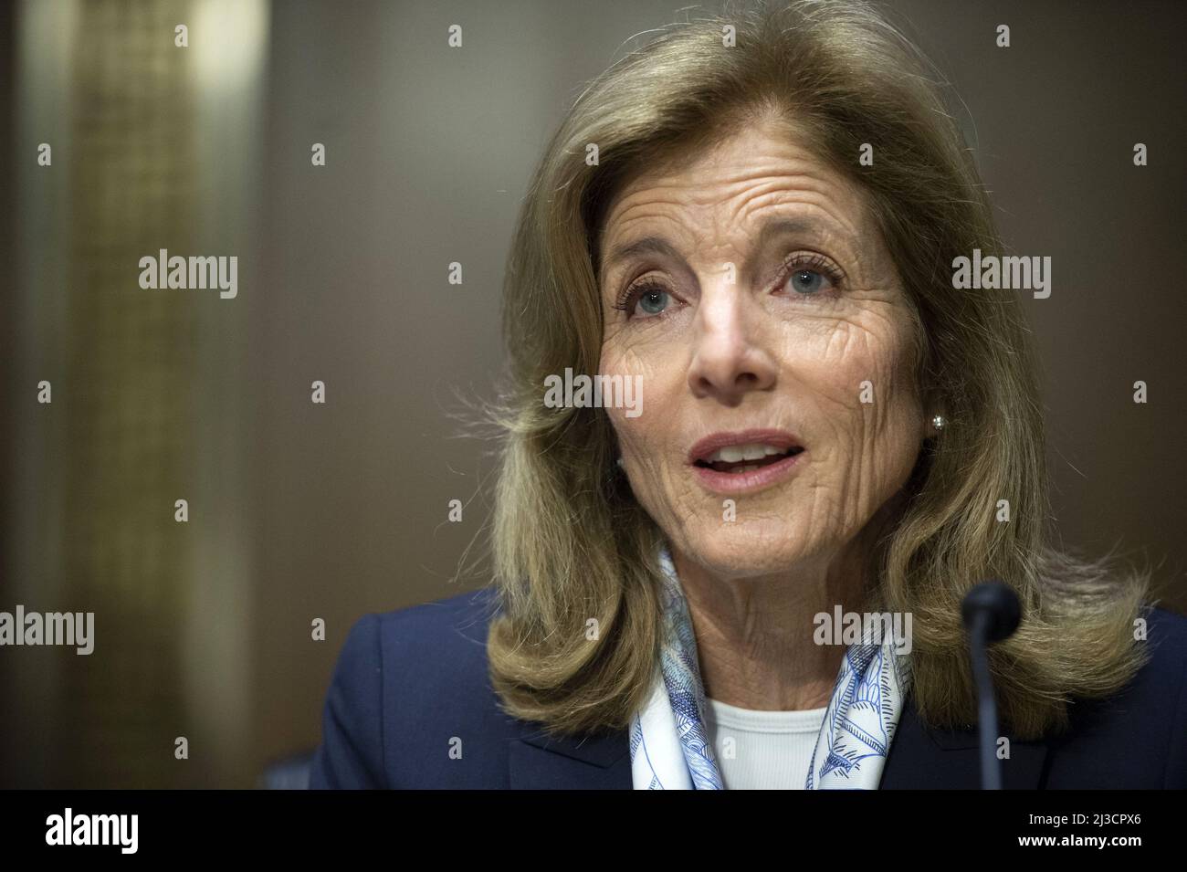 Washington, États-Unis. 07th avril 2022. Caroline Kennedy s'exprime lors d'une audience du Comité sénatorial des relations étrangères sur sa nomination à titre d'ambassadrice au Commonwealth en Australie au Capitole des États-Unis à Washington, DC, le jeudi 7 avril 2022. Photo de Bonnie Cash/UPI Credit: UPI/Alay Live News Banque D'Images