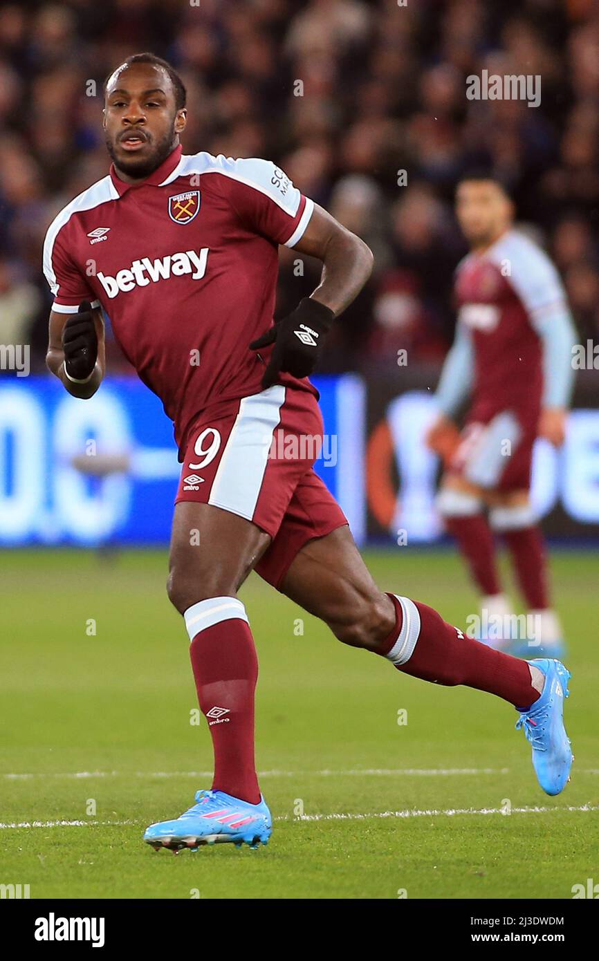 Londres, Royaume-Uni. 07th avril 2022. Michail Antonio de West Ham Unis en action pendant le jeu. Match de l'UEFA Europa League, quart de finale 1st LEG, West Ham Utd / Lyon au stade de Londres, Parc olympique Queen Elizabeth à Londres, le jeudi 7th avril 2022. Cette image ne peut être utilisée qu'à des fins éditoriales. Utilisation éditoriale uniquement, licence requise pour une utilisation commerciale. Aucune utilisation dans les Paris, les jeux ou les publications d'un seul club/ligue/joueur. photo par Steffan Bowen/Andrew Orchard sports photographie/Alay Live news crédit: Andrew Orchard sports photographie/Alay Live News Banque D'Images