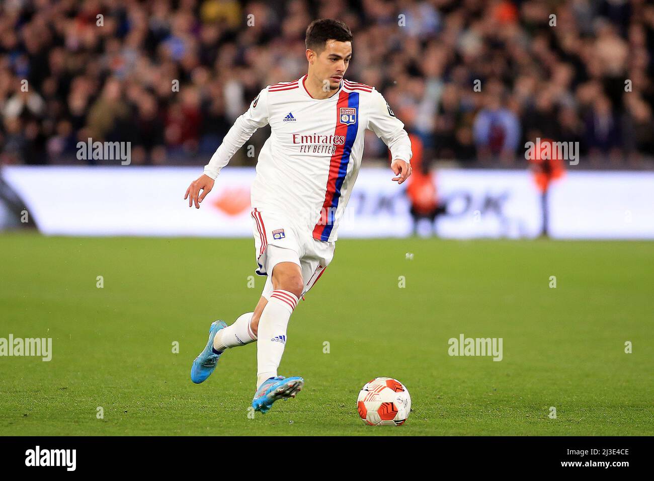 Londres, Royaume-Uni. 07th avril 2022. Romain Faivre de Lyon en action pendant le match. Match de l'UEFA Europa League, quart de finale 1st LEG, West Ham Utd / Lyon au stade de Londres, Parc olympique Queen Elizabeth à Londres, le jeudi 7th avril 2022. Cette image ne peut être utilisée qu'à des fins éditoriales. Utilisation éditoriale uniquement, licence requise pour une utilisation commerciale. Aucune utilisation dans les Paris, les jeux ou les publications d'un seul club/ligue/joueur. photo par Steffan Bowen/Andrew Orchard sports photographie/Alay Live news crédit: Andrew Orchard sports photographie/Alay Live News Banque D'Images
