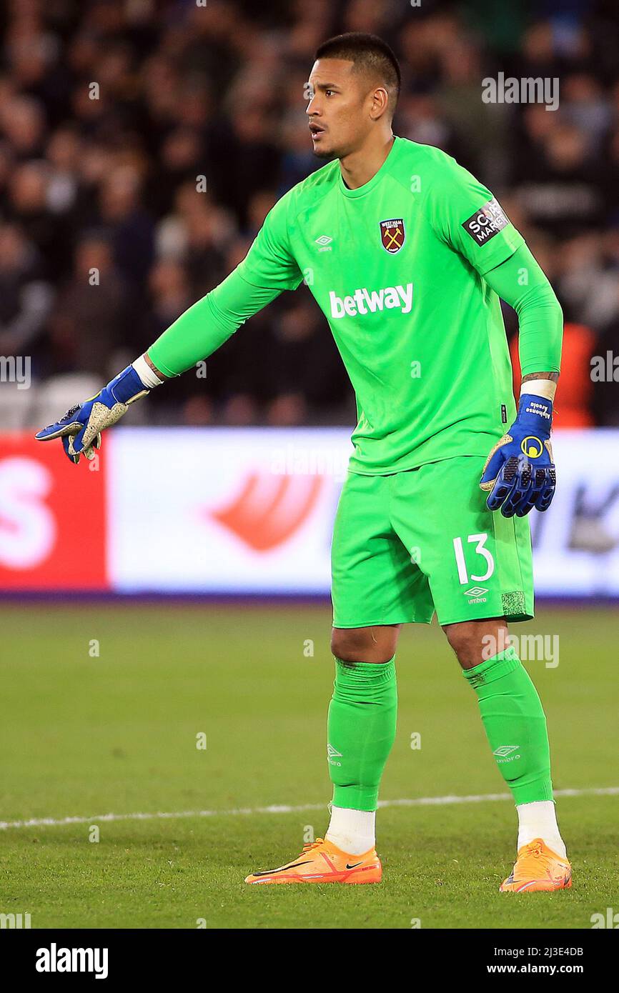Londres, Royaume-Uni. 07th avril 2022. Alphonse areola, le gardien de but de West Ham United. Match de l'UEFA Europa League, quart de finale 1st LEG, West Ham Utd / Lyon au stade de Londres, Parc olympique Queen Elizabeth à Londres, le jeudi 7th avril 2022. Cette image ne peut être utilisée qu'à des fins éditoriales. Utilisation éditoriale uniquement, licence requise pour une utilisation commerciale. Aucune utilisation dans les Paris, les jeux ou les publications d'un seul club/ligue/joueur. photo par Steffan Bowen/Andrew Orchard sports photographie/Alay Live news crédit: Andrew Orchard sports photographie/Alay Live News Banque D'Images
