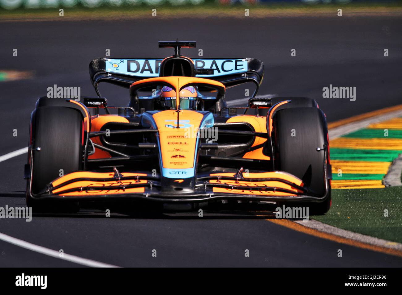 Melbourne, Australie. 08th avril 2022. Daniel Ricciardo (AUS) McLaren MCL36. Grand Prix d'Australie, vendredi 8th avril 2022. Albert Park, Melbourne, Australie. Crédit : James Moy/Alay Live News Banque D'Images