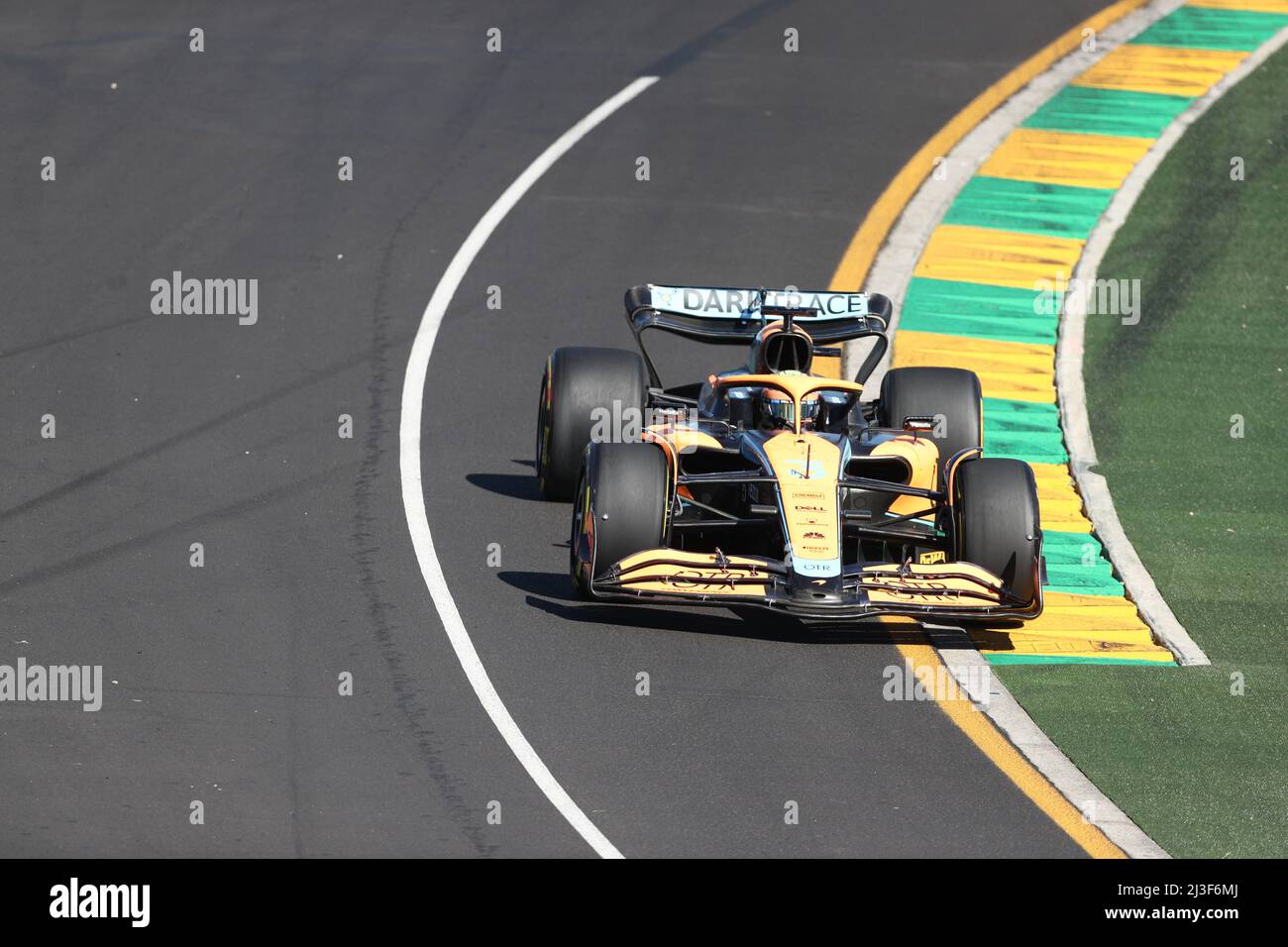 Albert Park, Melbourne, Victoria, Australie. 08th avril 2022. FIA Formula One World Championship 2022 - Formule 1 Rolex Australian Grand Prix - Daniel Ricciardo (Australie ) course pour McLaren-F1 2022 Team Driving the (3) Mercedes MCL36 en pratique pour la course trois du FIA Formula One World Championship-image Credit: brett keating/Alay Live News Banque D'Images