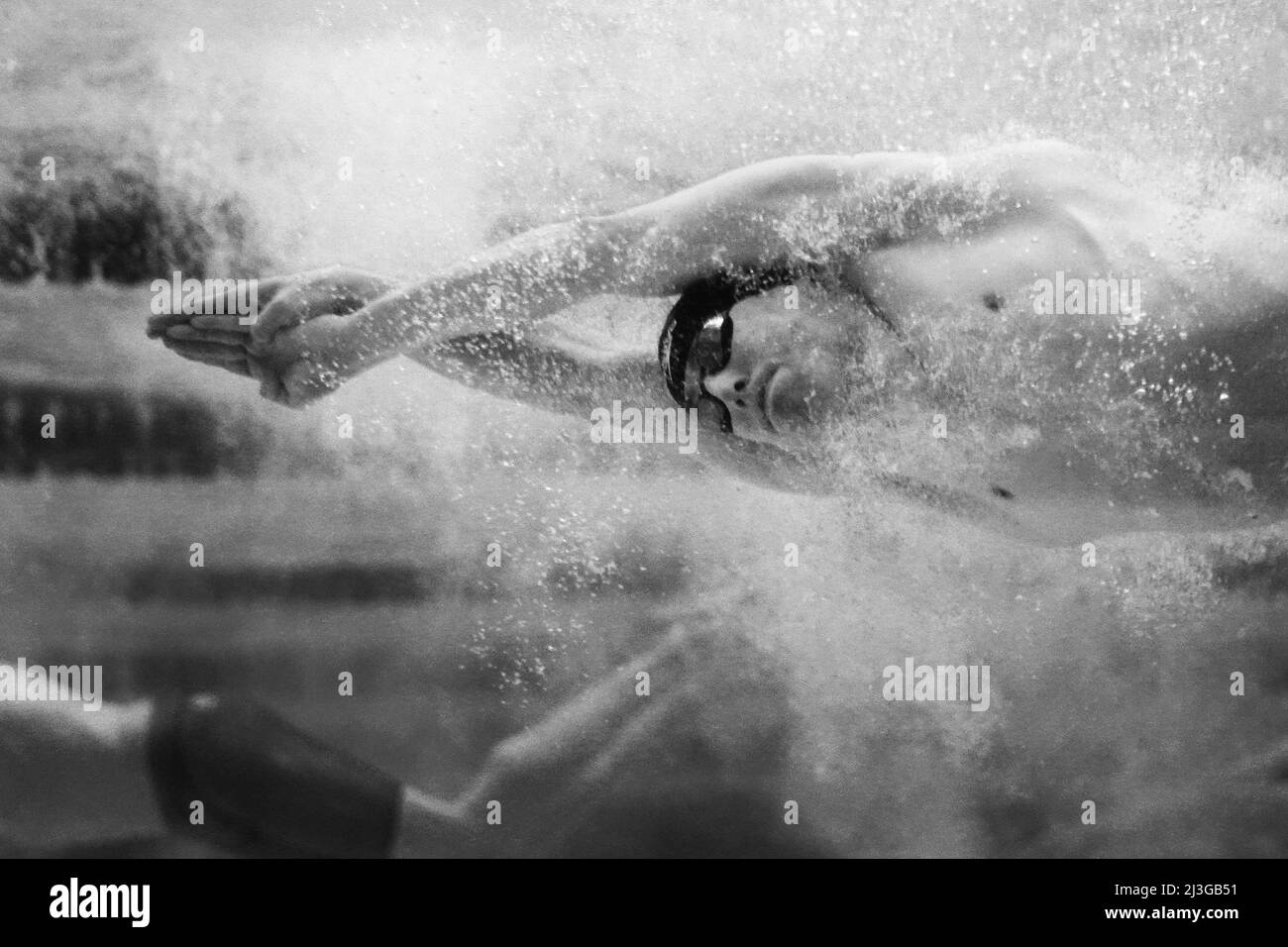 Une vue générale de l'action sous-marine pendant le quatrième jour des Championnats britanniques de natation 2022 au Centre International de natation de Ponds Forge, Sheffield. Date de la photo: Vendredi 8 avril 2022. Banque D'Images