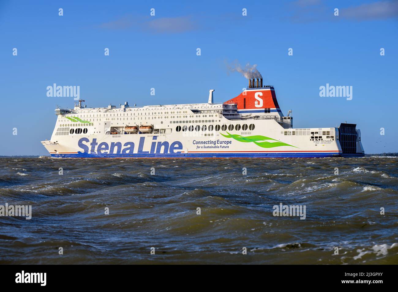 Stena Hollandica est un ferry exploité par Stena Line sur la route de la  mer du Nord entre Harwich, Angleterre et Hook of Holland, pays-Bas -  janvier 2022 Photo Stock - Alamy