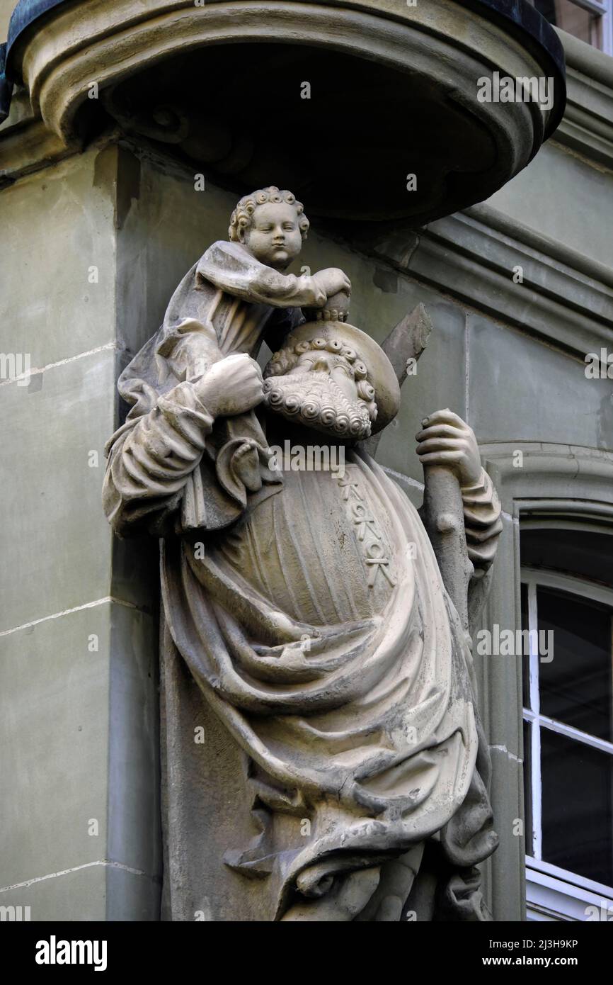 Suisse, canton de Fribourg, Fribourg, Grand rue, niche, Statue Saint Joseph et l'enfant Jésus Banque D'Images