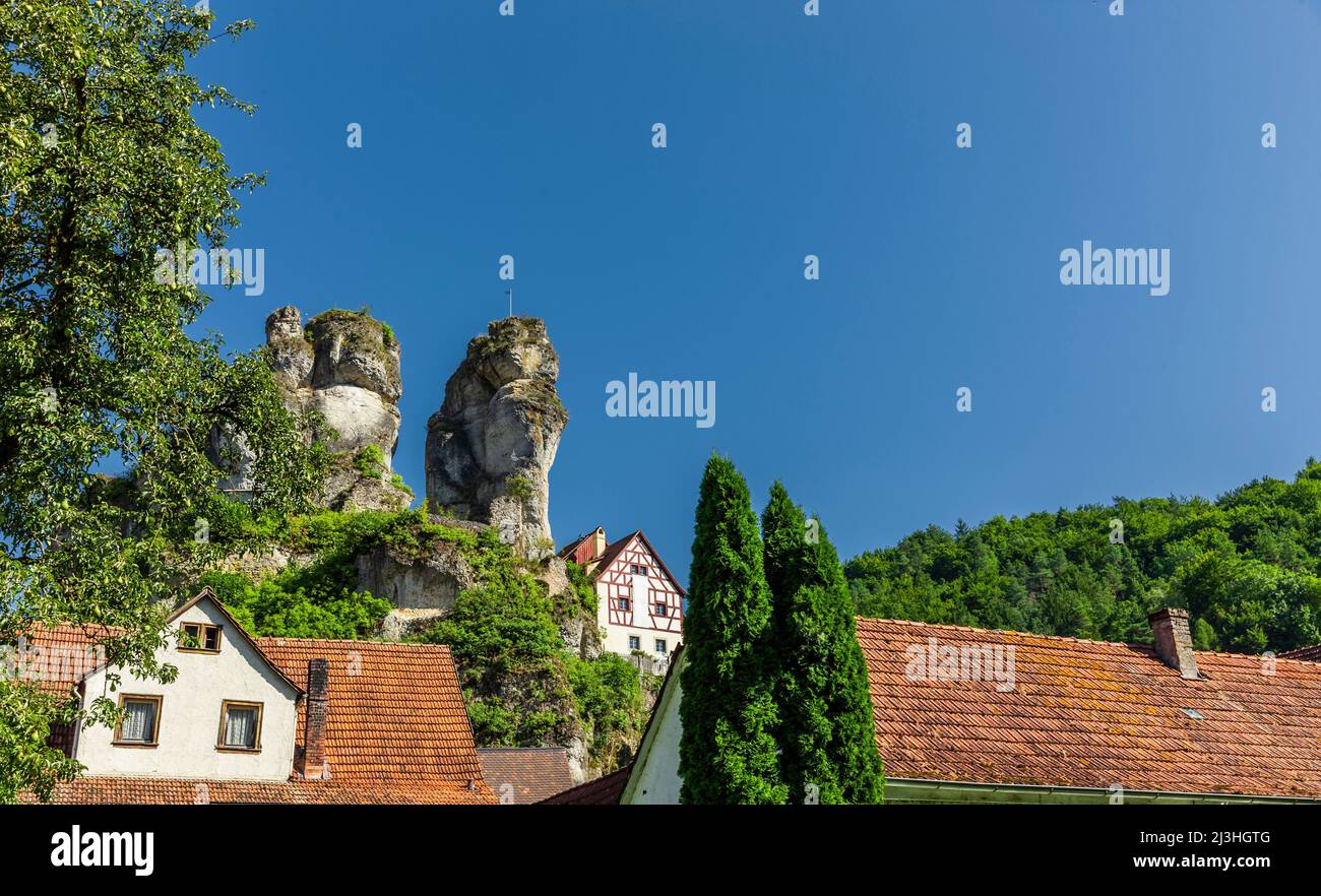 Village rocheux de Tüchersfeld en Suisse franconienne Banque D'Images