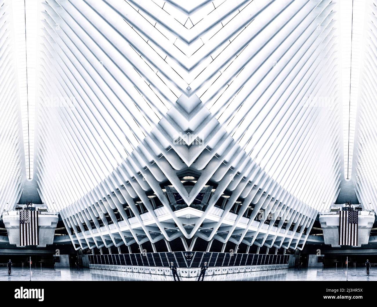 49 Street, New York City, NY, USA, World Trade Center Transportation Hub ou Oculus conçu par Santiago Calatrava architecte dans le quartier financier à l'intérieur Banque D'Images