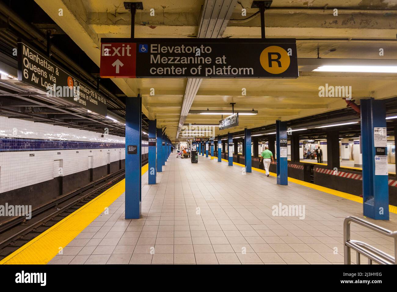 CIVIC CENTER, New York City, NY, USA, Symetrie à la station de métro Banque D'Images