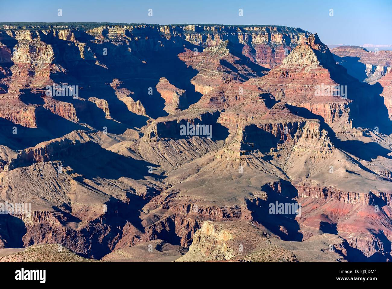 Vue panoramique du Grand Canyon au lever du soleil depuis le plateau sud Banque D'Images