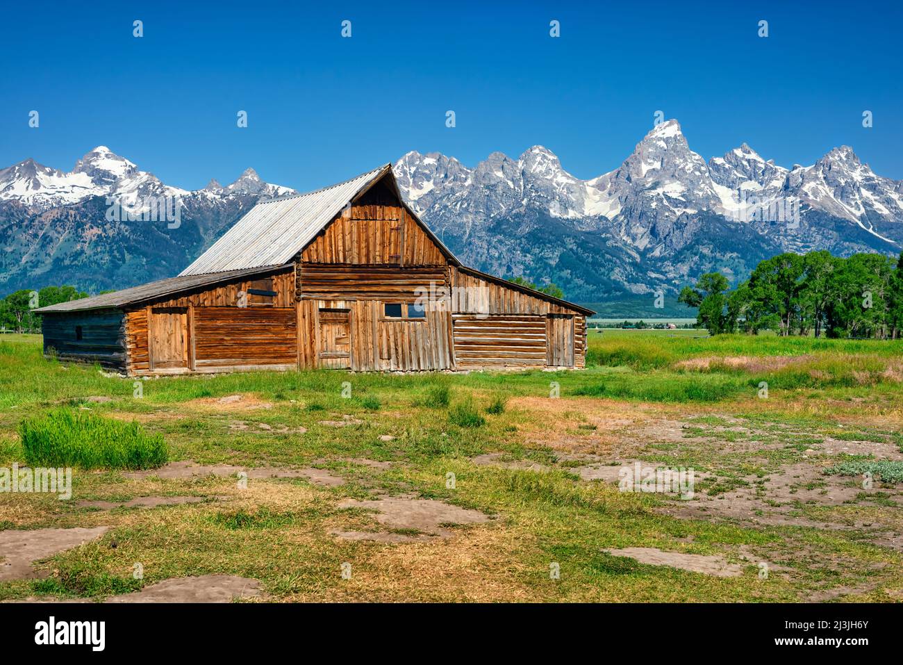 Historique Molton Barn et Grand Teton Range, Wyoming, États-Unis Banque D'Images