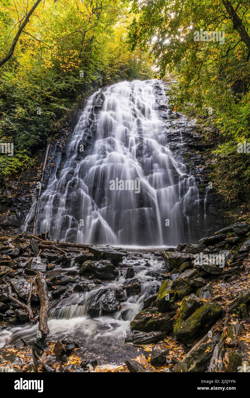 Crabtree Falls, Caroline du Nord, États-Unis. Banque D'Images