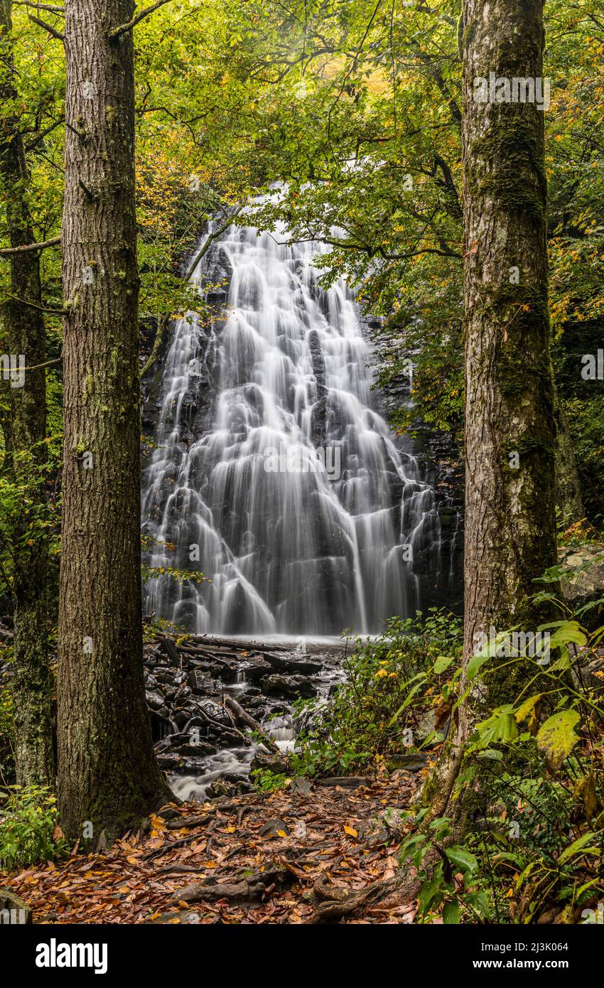 Crabtree Falls, Caroline du Nord, États-Unis. Banque D'Images