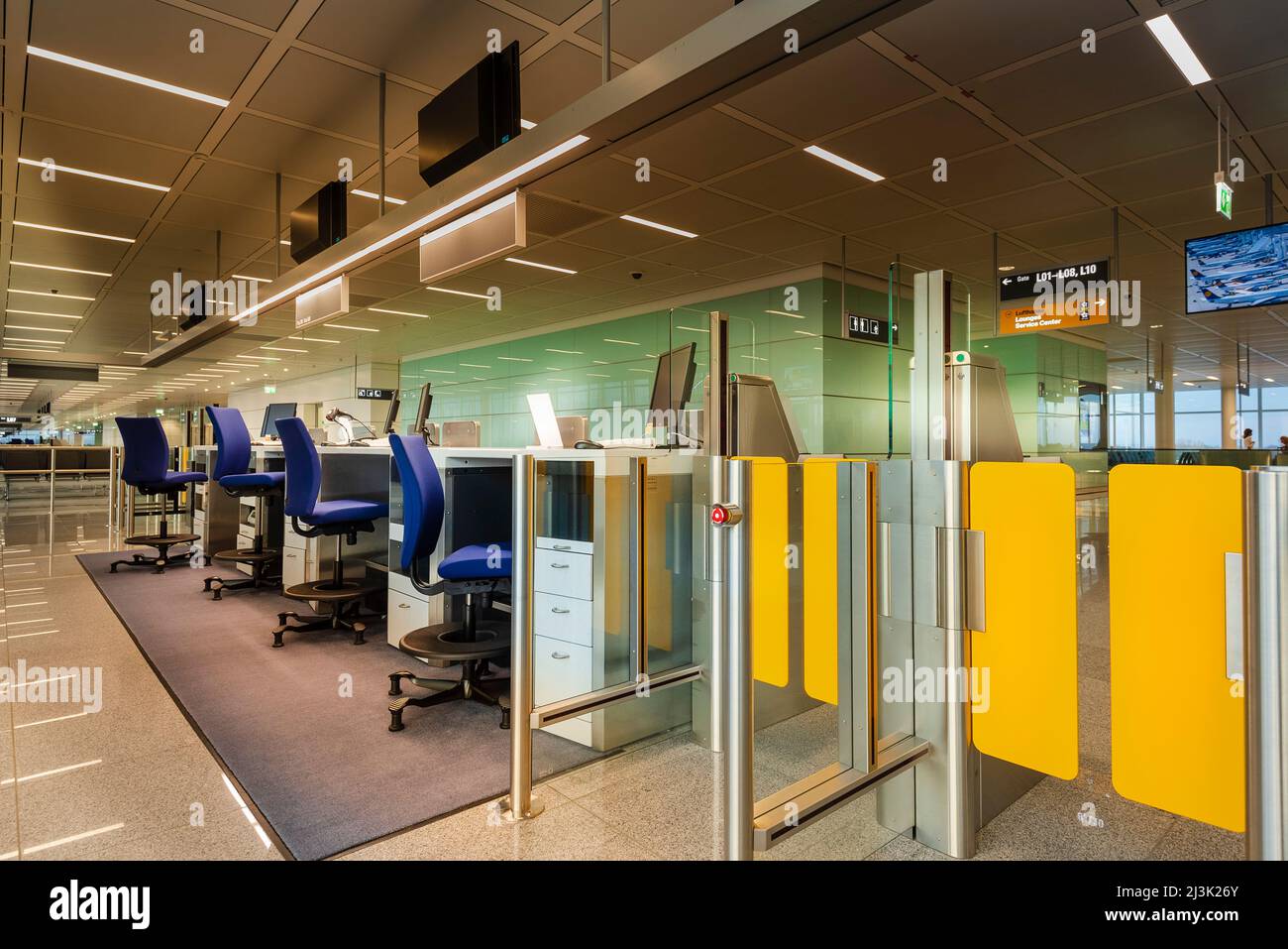 Comptoir d'enregistrement à l'aéroport de Munich ; Munich, Allemagne Banque D'Images