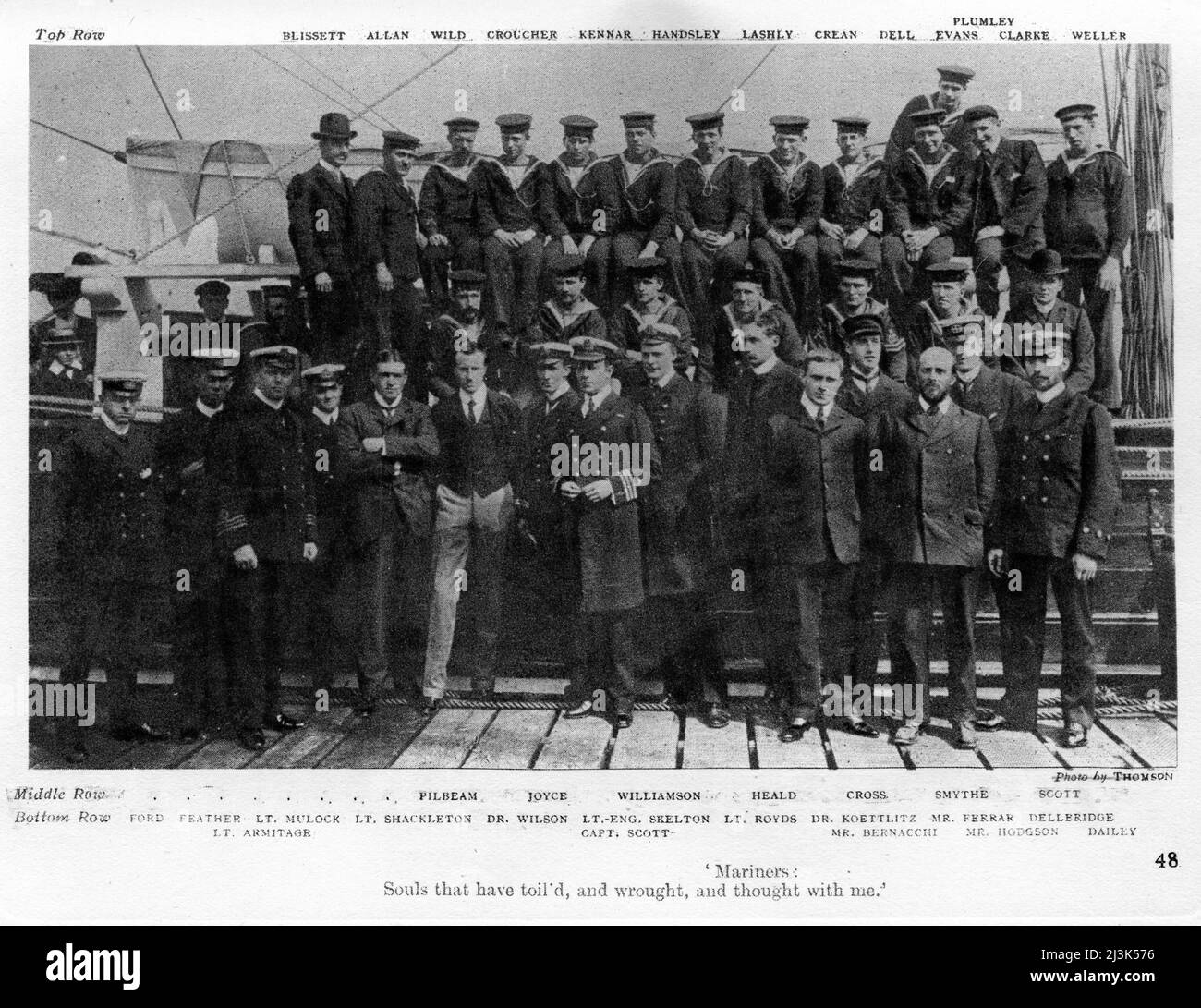 Photographie en demi-ton des marins et des explorateurs impliqués dans l'expédition Discovery de Robert Falcon Scott en Antarctique en 1902 Banque D'Images
