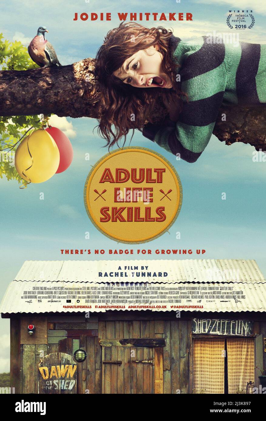 DATE DE L'ÉLEASE: 19 janvier 2019.TITLE: Compétences de la vie des adultes. STUDIO: Films d'écran. DIRECTEUR: Rachel Tunnard. COMPLOT : Anna (Jodie Whittaker) est à l'aise de vivre dans le jardin de sa mère en faisant des vidéos amusantes toute la journée, mais à l'approche de 30, elle commence à sentir la pression d'aller de l'avant et de « grandir » sans compromettre son esprit jeune. AVEC: Jodie Whittaker, Lorraine Ashbourne, Brett Goldstein poster Art. (Credit image: © Screen Media films/Entertainment Pictures) Banque D'Images