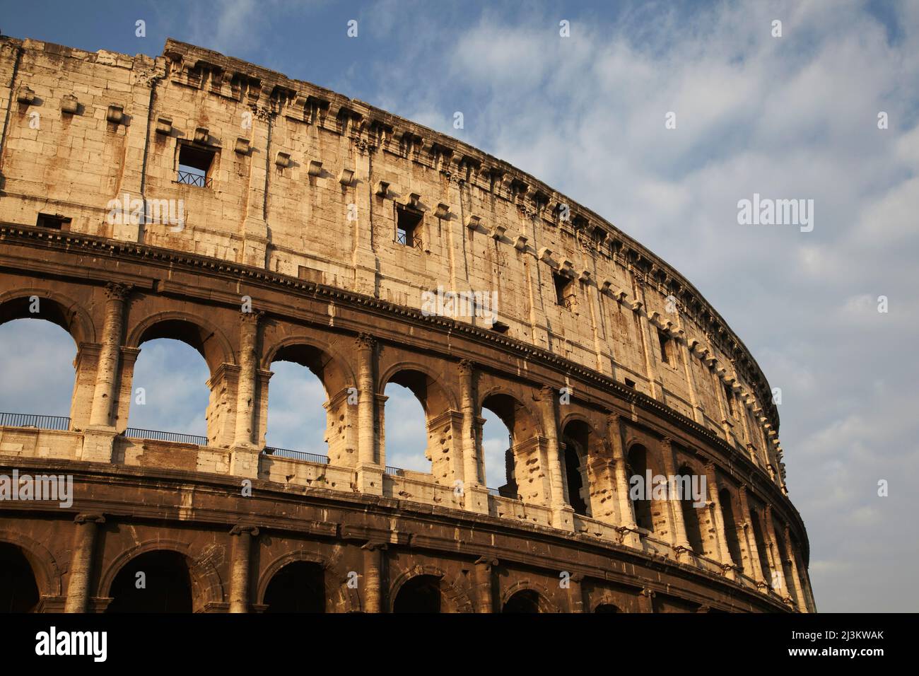 Le Colisée vu de l'extrémité est, Rome, Italie.; Rome, Italie. Banque D'Images