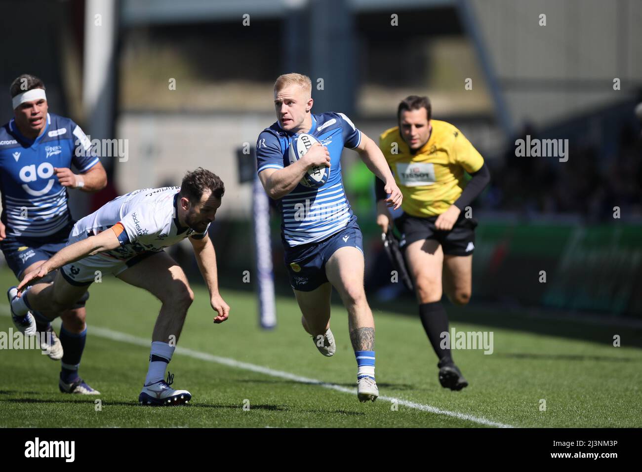 SALFORD, ROYAUME-UNI. AVR 9th Aaron Reed de sale Sharks sur le ballon pendant le match de la coupe des champions européens entre sale Sharks et Bristol au stade AJ Bell, Eccles, le samedi 9th avril 2022. (Credit: Pat Scaasi | MI News) Credit: MI News & Sport /Alay Live News Banque D'Images