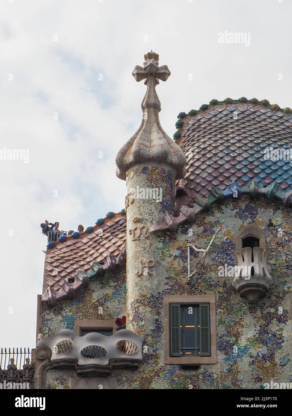 Façade de la Casa Batlò conçu par l'architecte Antoni Gaudí, de l'Eixample, Barcelone, Espagne, Europe Banque D'Images