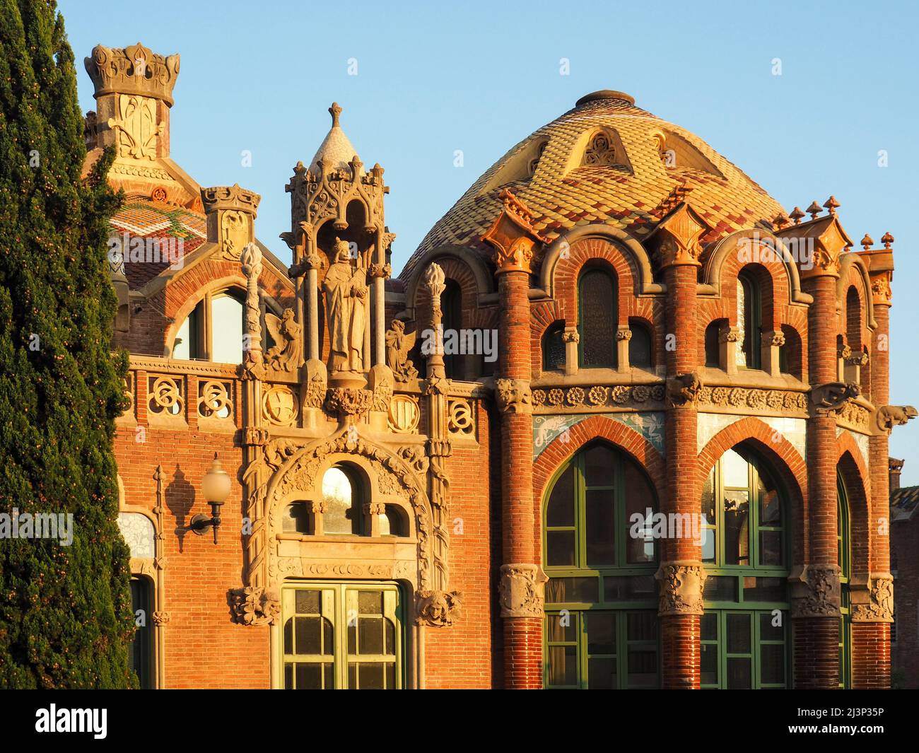 Hôpital de la Santa Creu i Sant Pau, pavillon, l'architecte Luis Doménech y Montaner, de l'Eixample, Barcelone, Catalogne, Espagne, Unesco World Herit Banque D'Images