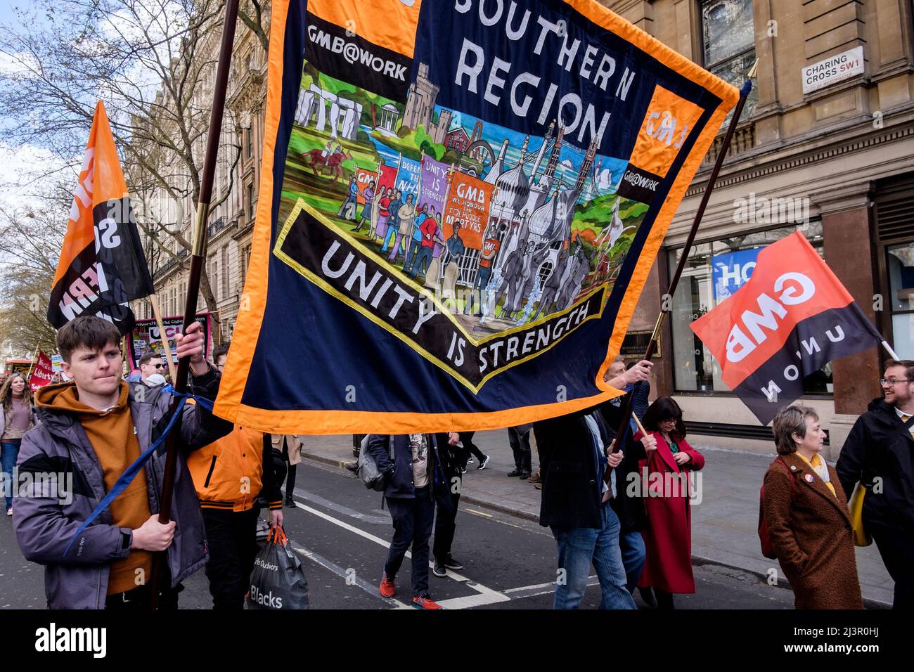 Londres, Royaume-Uni 9th avril 2022. Les syndicats du Royaume-Uni se rallient à l'Ukraine. Les membres du syndicat GMB participent au rassemblement. Banque D'Images