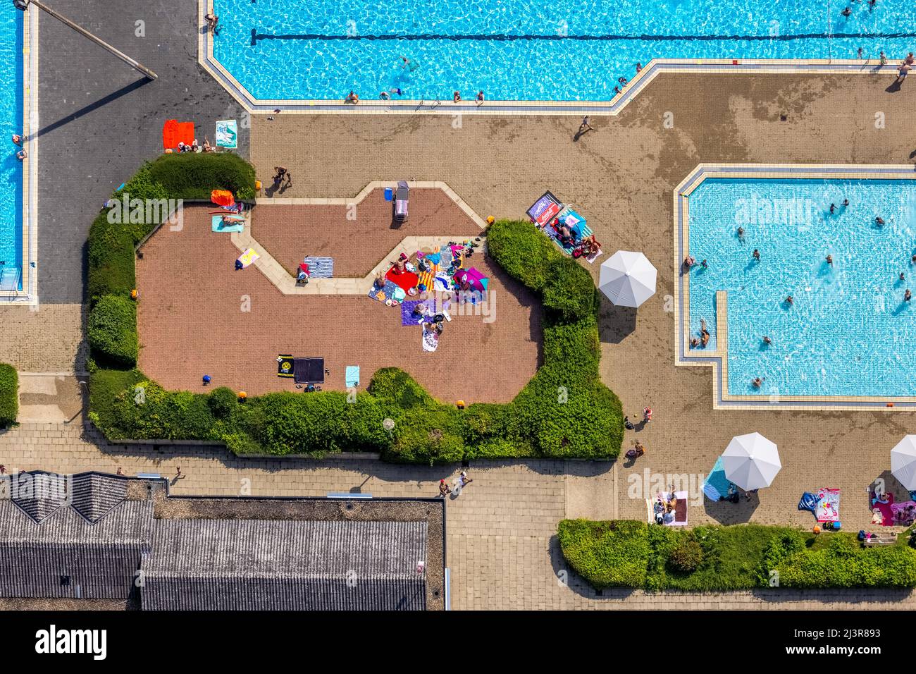 Vue aérienne, GSW piscine extérieure Kamen-Mitte, Kamen, région de la Ruhr, Rhénanie-du-Nord-Westphalie, Allemagne, Luftbild, GSW Freibad Kamen-Mitte, Kamen, Ruhrgebiet, non Banque D'Images