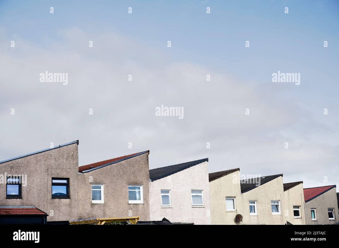 La maison de conseil a été abandonnée dans les pauvres maisons de logement, avec de nombreuses questions de protection sociale Banque D'Images