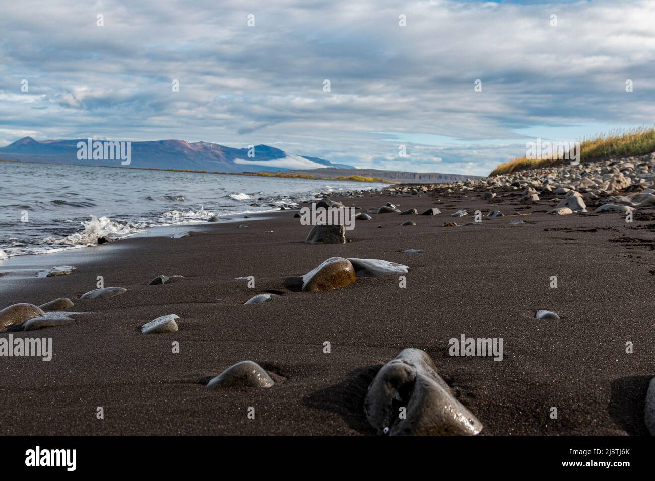 Un paysage en Islande près de la formation rocheuse de Hvitserkur Banque D'Images