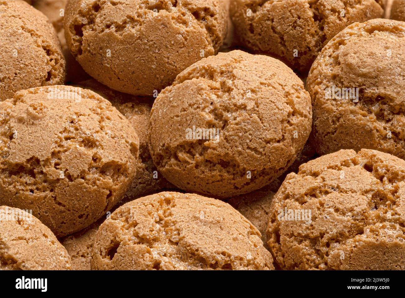 Amaretti italien, biscuits aux amandes, vue du dessus Banque D'Images