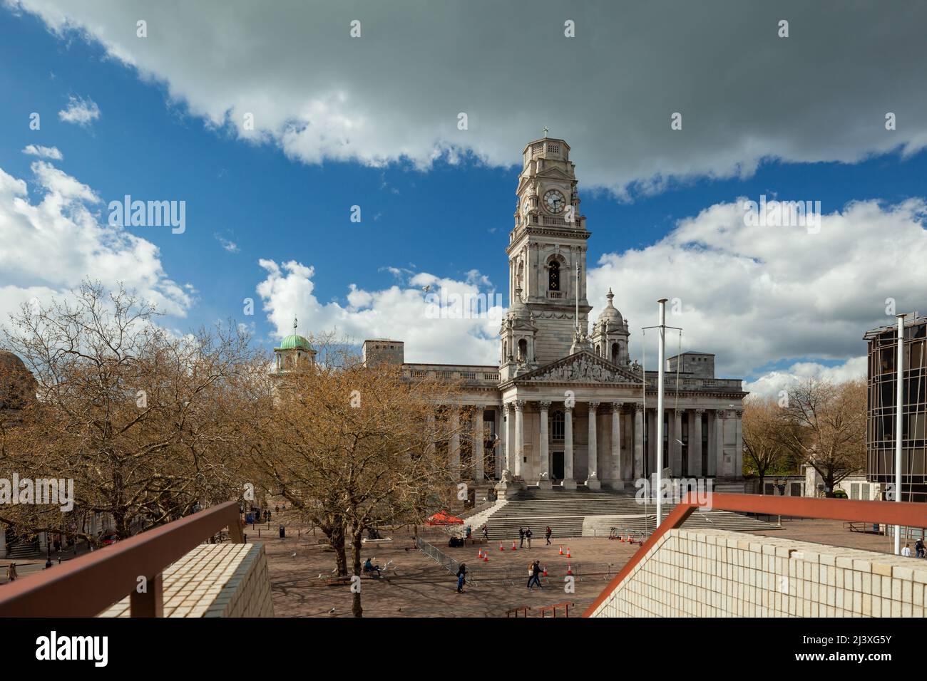 Place Guildhall dans le centre-ville de Portsmouth, Hampshire, Angleterre. Banque D'Images