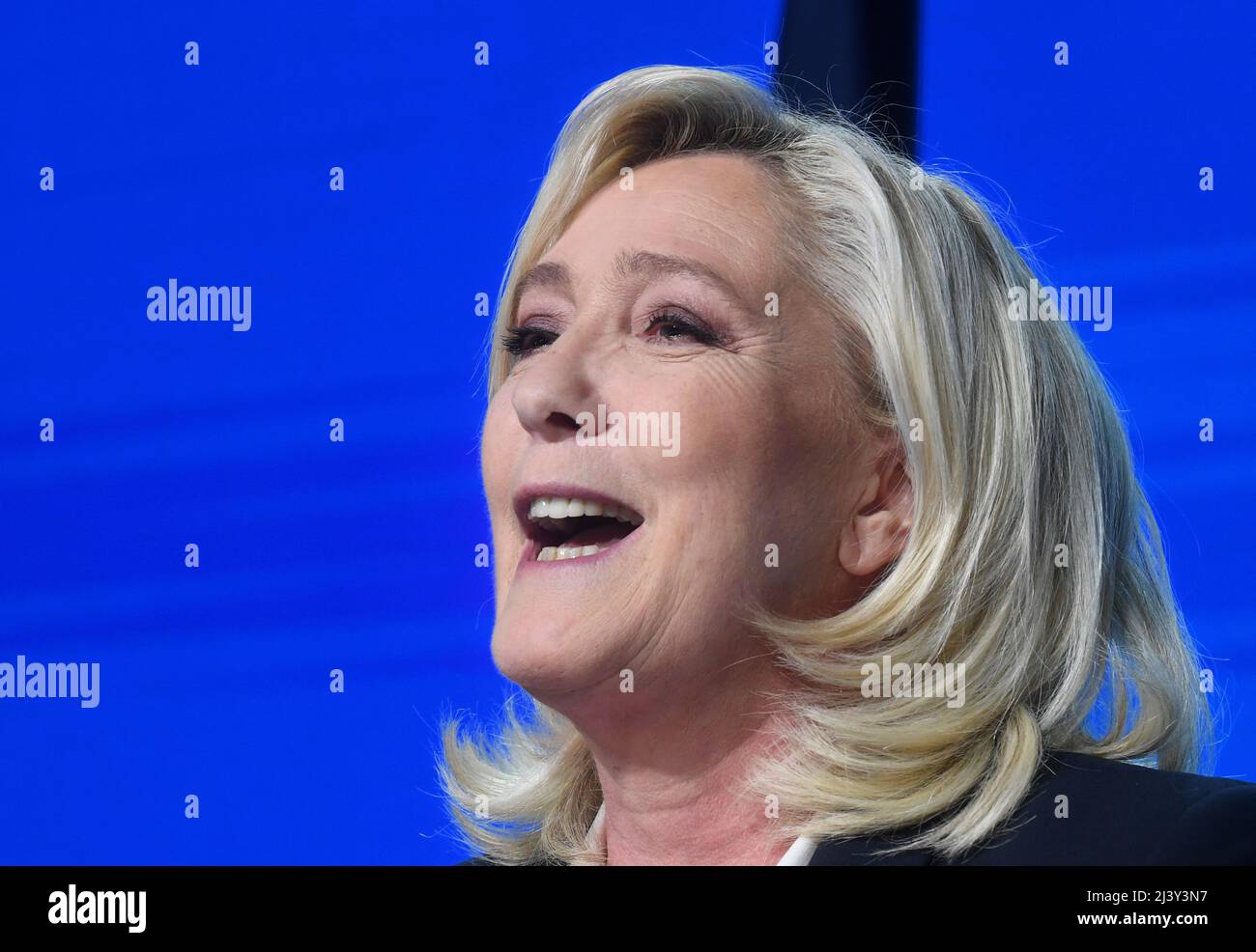 France, PARIS, 2022-04-10. Marine le PEN lors de la procession électorale du premier tour de l'élection présidentielle, elle se qualifie pour le second tour crédit: françois pauletto/Alay Live News Banque D'Images