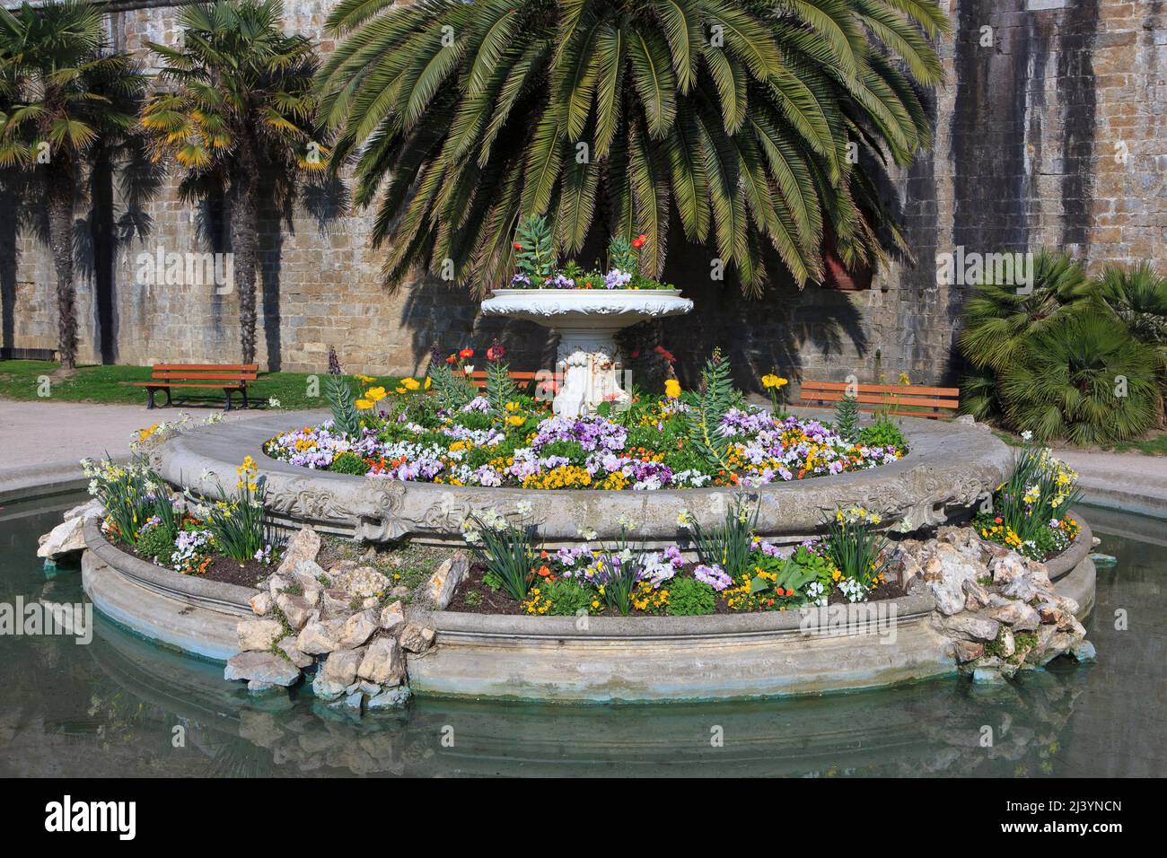 Fontaine au jardin des Douves à Saint-Malo (Ille-et-Vilaine), France Banque D'Images