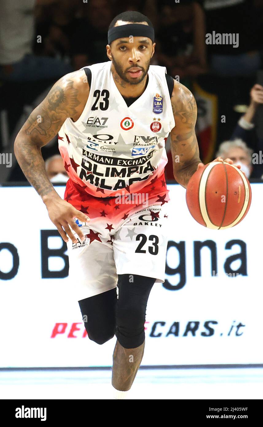 Malcolm Delaney (Armani Exchange Milano) pendant la série A1 italien LBA championnat de basket-ball match Segafredo Virtus Bologna vs. AIX Armani Exchange Olimpia Milano au Segafredo Arena - Bologne, 10 avril 2022 - photo: Michele Nucci Banque D'Images