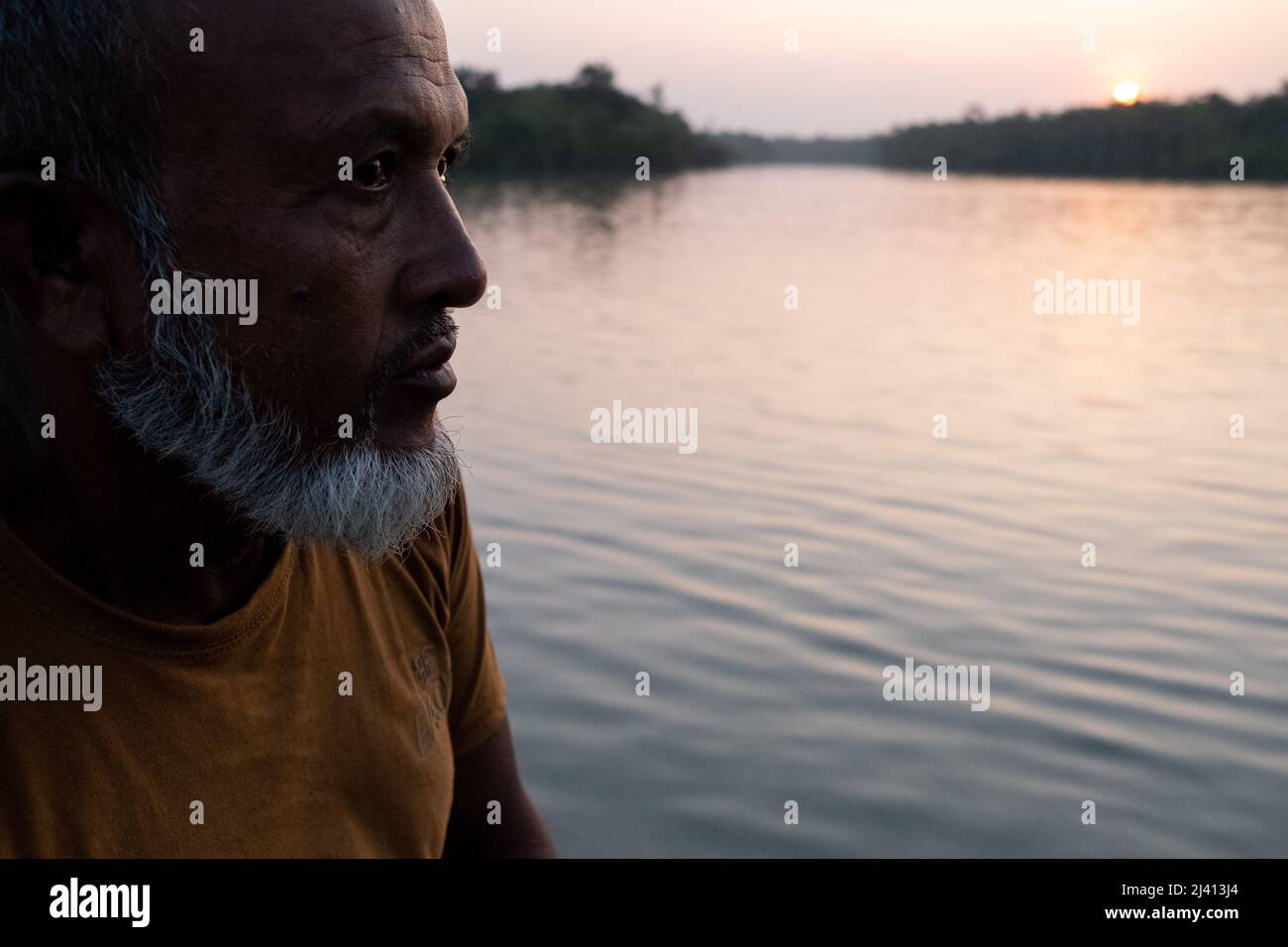 Bangladesh, Sundarban, 2021-10-30. Rapport à bord du bateau de Rubayath et d'Elizabeth sur les Sundarbans, une région constituée d'innombrables armes et canaux de Banque D'Images