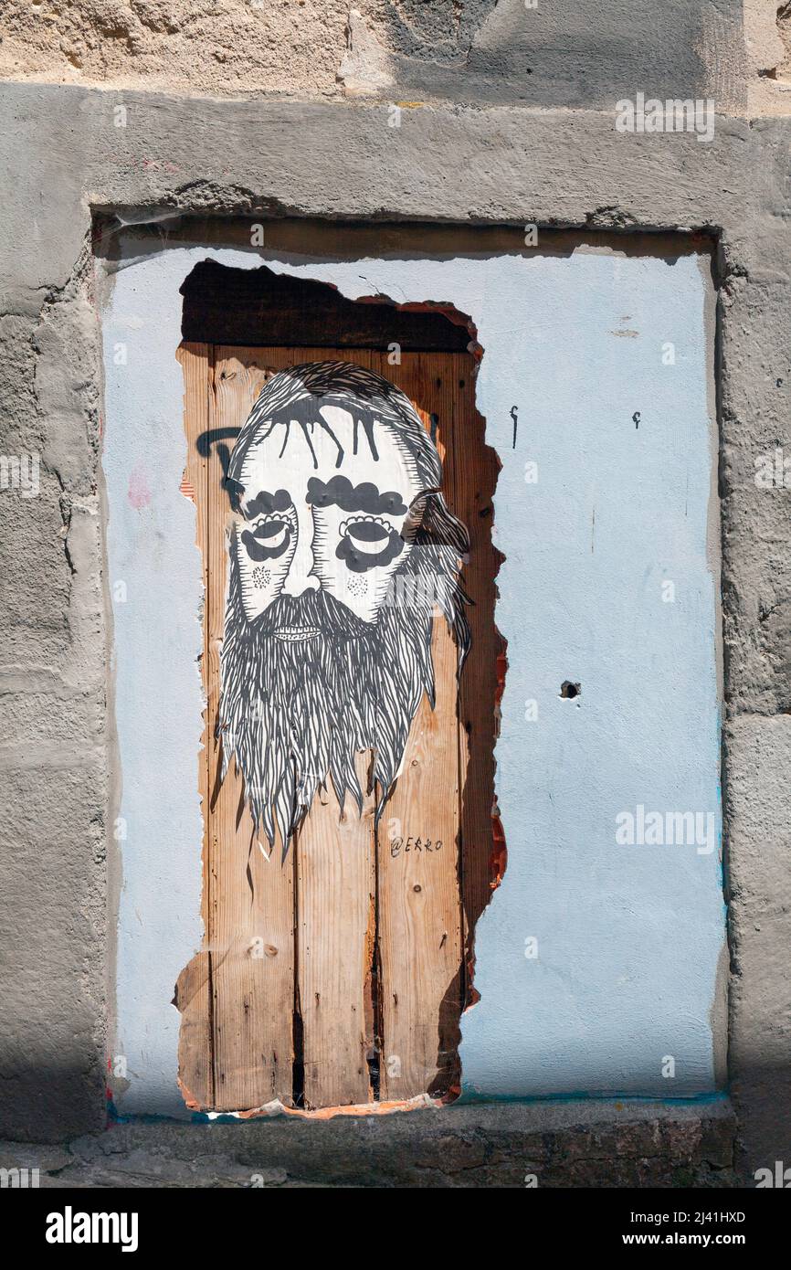 Street Art of Old Man à l'angle de Rua da Ponte Nova, Porto, Portugal, Europe Banque D'Images