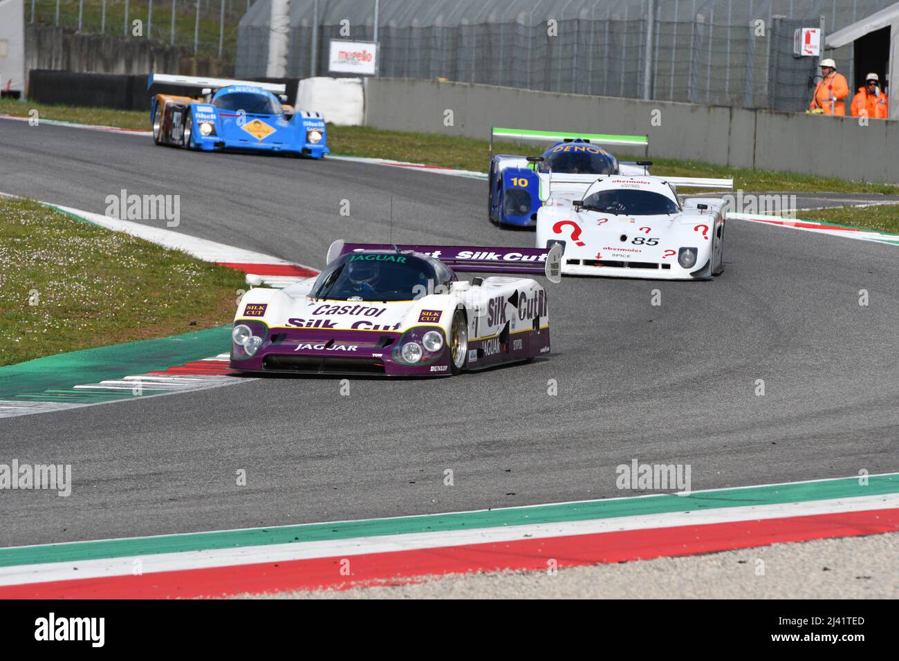 Scarperia, 3 avril 2022: Jaguar XJR-12 #1 année 1990 ex Brundle - Ferte - Leslie en action pendant Mugello Classic 2022 au circuit Mugello en Italie. Banque D'Images