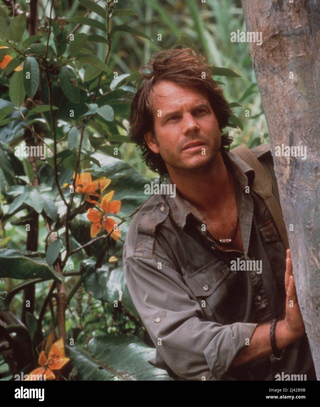 Los Angeles.CA.USA. Bill Paxton in (C) film Buena Vista Pictures, Mighty Joe Young (1998) Directeur: Ron Underwood écrivain: Mark Rosenthal et Lawrence Konner Source: Menan C. Cooper film de 1940s Ref:LMK106-SLIB070422-004 fourni par LMKMEDIA. Éditorial uniquement. Landmark Media n'est pas le propriétaire des droits d'auteur de ces images de films ou de télévision, mais fournit un service uniquement pour les médias reconnus. pictures@lmkmedia.com Banque D'Images