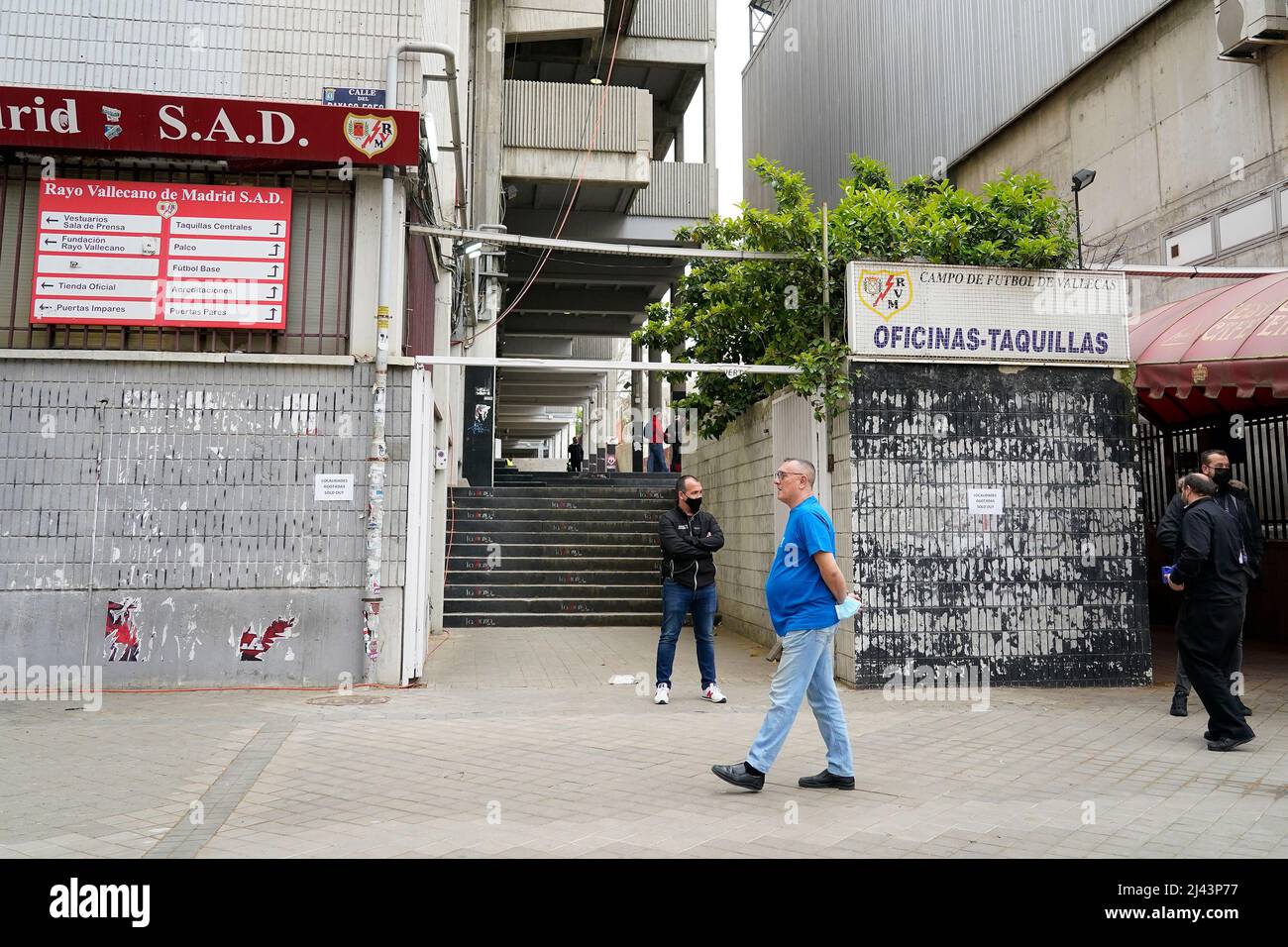 Madrid, Espagne. 11th avril 2022. Vue extérieure du stade de Vallecas lors du match de la Liga entre Rayo Vallecano et Valencia CF, joué au stade de Vallecas le 11 avril 2022 à Madrid, Espagne. (Photo de Colas Buera/PRESSINPHOTO) Credit: PRESSINPHOTO SPORTS AGENCY/Alay Live News Banque D'Images