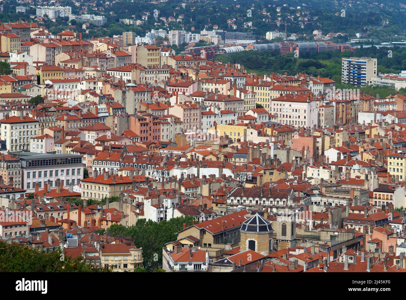 Lyon (centre-est de la France) : vue aérienne des maisons traditionnelles sur la colline du quartier de la Croix-Rousse Banque D'Images