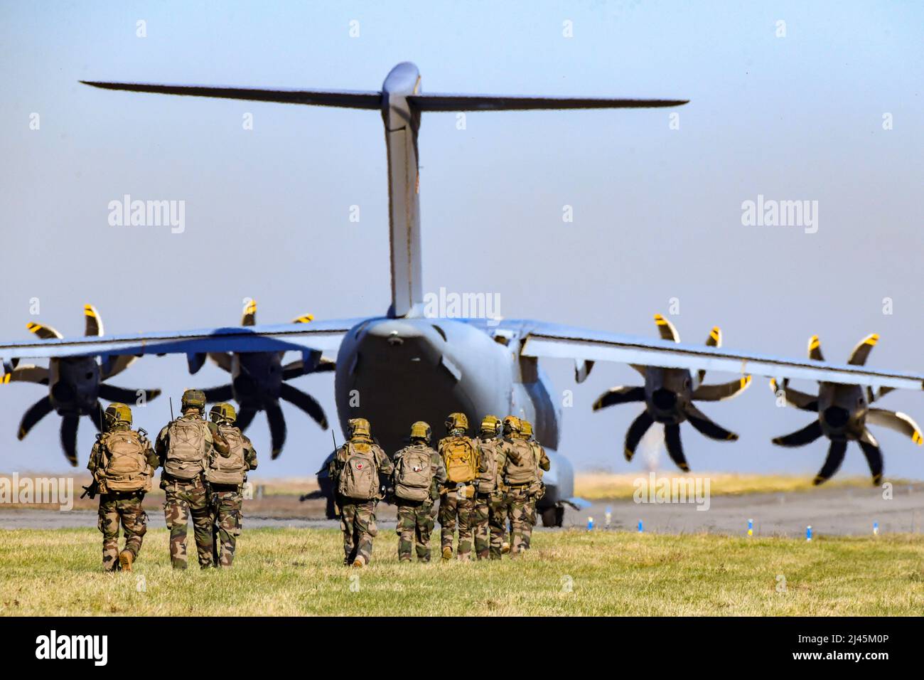 Présentation des équipements et des missions de la Force aérienne et spatiale française à la base aérienne d'Evreux-Fauville (BA 105) le 2021/11/10 Banque D'Images