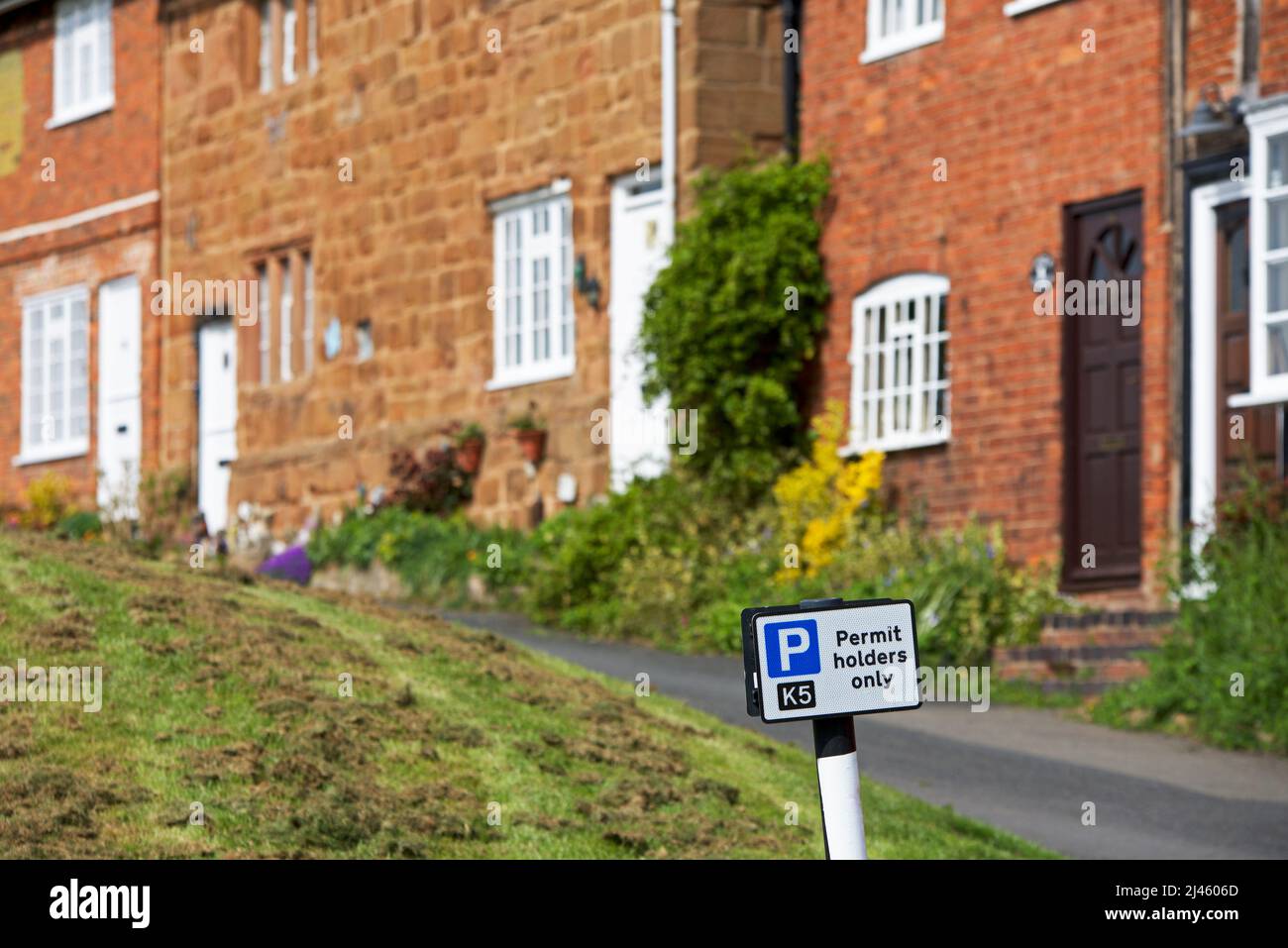 Cottages sur Castle Green à Kenilworth, Warwickshire, Angleterre Banque D'Images