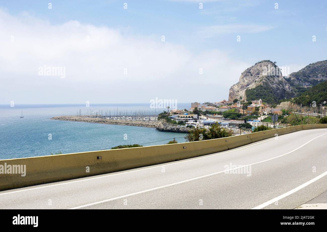 Panoramique de la côte d'El Garraf à Barcelone, Catalogne, Espagne, Europe Banque D'Images