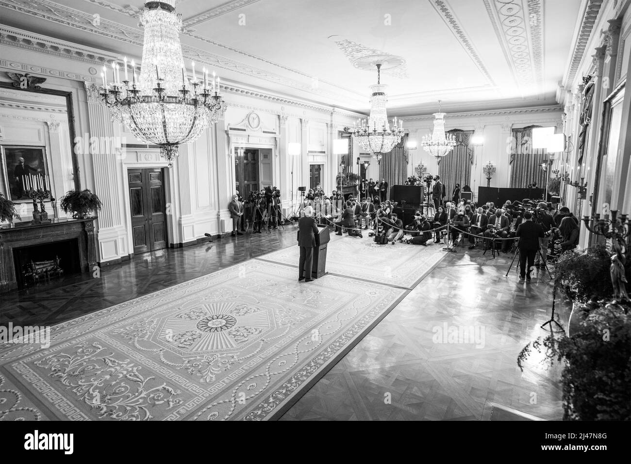 Washington, États-Unis d'Amérique. 19 janvier 2022. Le président américain Joe Biden prononce un discours lors d'une conférence de presse dans la salle est de la Maison Blanche, le 19 janvier 2022 à Washington, D.C. Credit: Adam Schultz/White House photo/Alay Live News Banque D'Images
